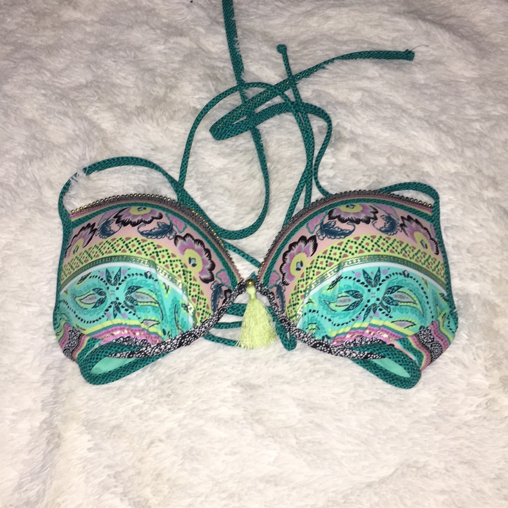 Bathing suit top